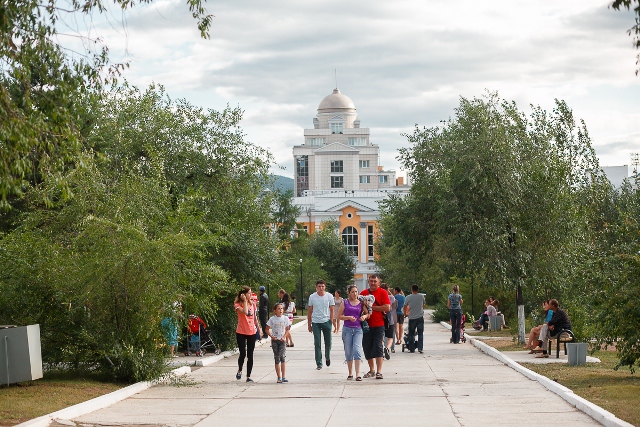 Улица Ленина и её окрестности в Чите